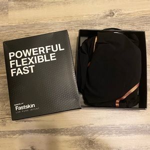 Brand new Speedo kneeskin competition tech suit